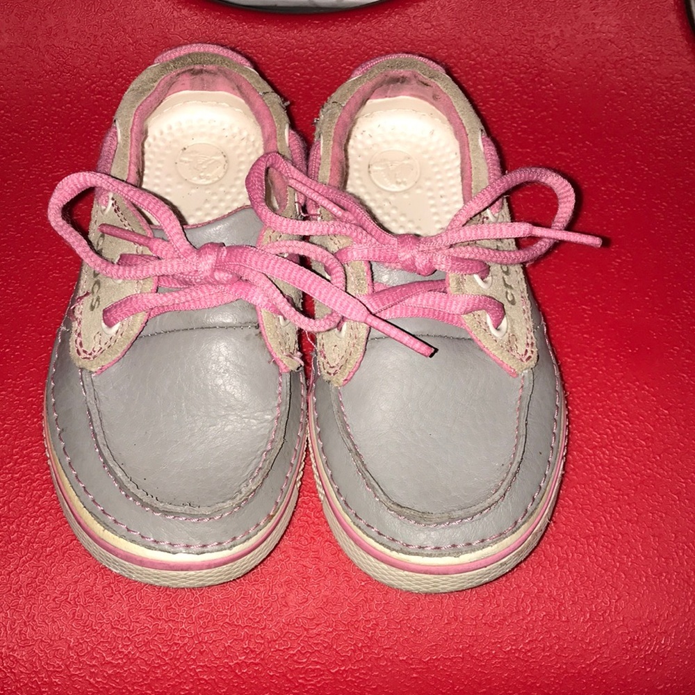 Crocs size C9